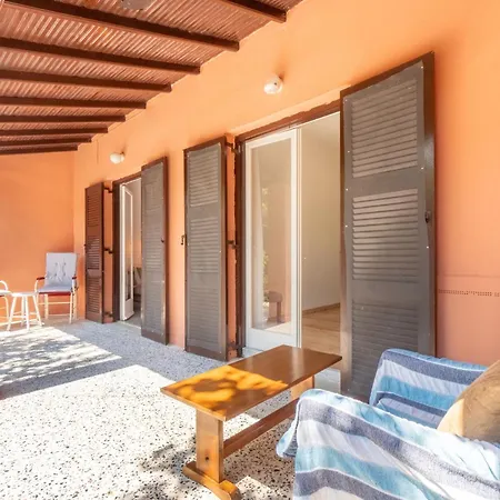 House Konstantinos Hébergement de vacances Ágios Geórgios